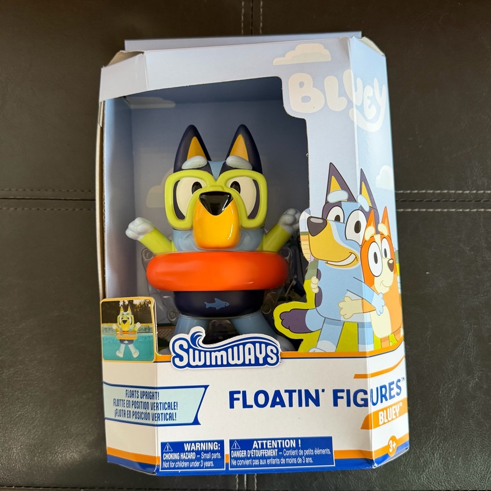 Swimways NEW Bluey Floatin' Pool Bathtub Figure Toy